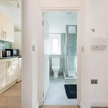 London Paddington Station Apartments Exterior photo